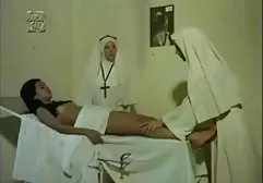 سرگرم فیلمسوپر خفن کننده آماتور آسیایی, زن دروغ گفتن در